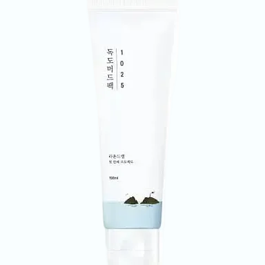 Round Lab 1025 Dokdo Mud Pack clay mask for pore care and sebum control with kaolin and bentonite