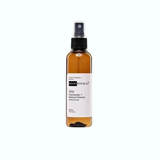 DermoRepubliq Clarifying Formula Toner with Niacinamide for brightening and pore control