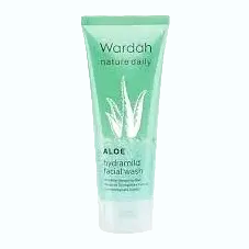 Warah Nature Daily Aloe Hydramild Facial Wash for gentle cleansing and hydration