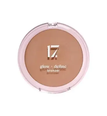 Boots 17. Glow + Define Bronzer