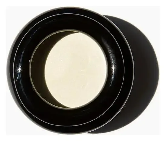 Kindred Black Spectre Translucent Highlighter
