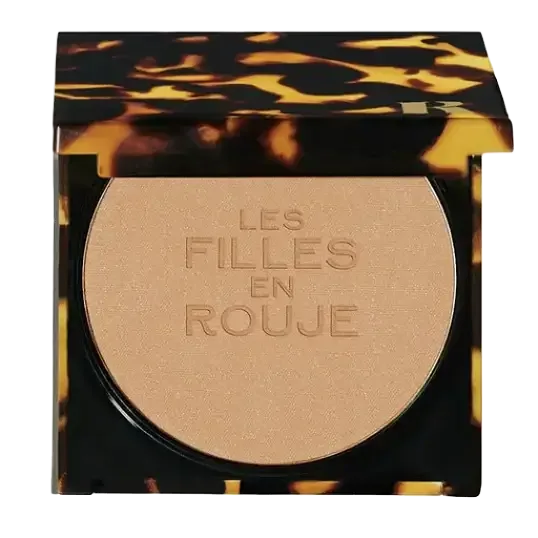 Les Filles En Rouje La Poudre Bonne Mine