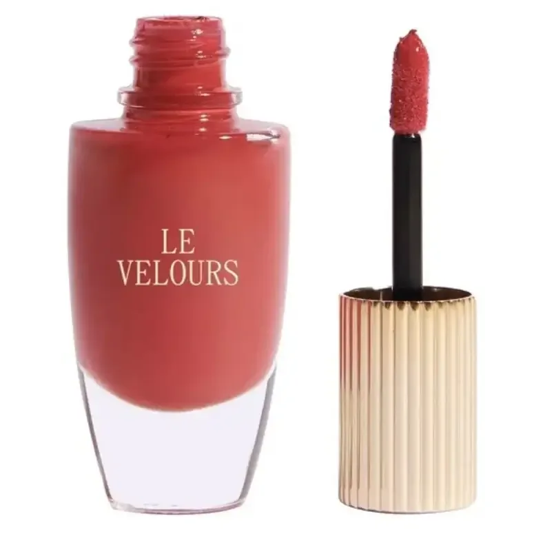 Les Filles En Rouje Le Velours