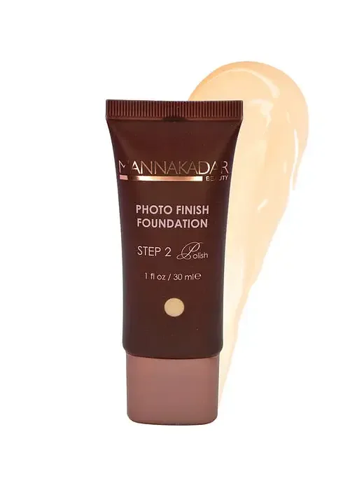 Manna Kadar Beauty Photo Finish Foundation
