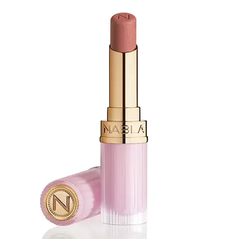Nabla Cosmetics Beyond Blurry Lipstick